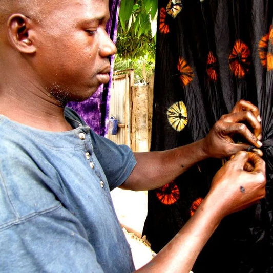 "Crafting a Digital Fashion Hub: Unifying African Designers and Global Consumers Online"
